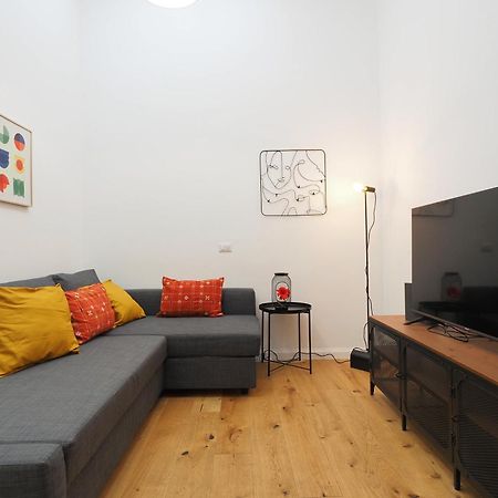 Primopiano - Gluck B Apartment Милано Екстериор снимка